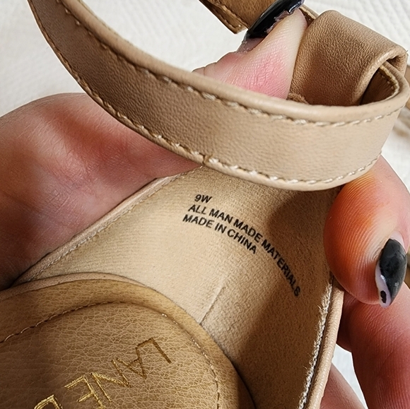 Lane Bryant 9W Beige Nude Ankle Strap Heels Sandals 9 Wide Width New - Picture 5 of 15